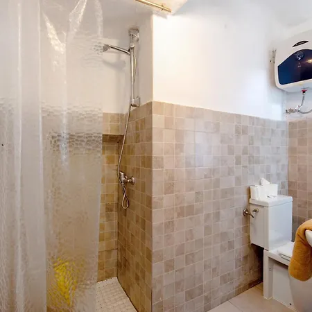 Tramonti Apartman *